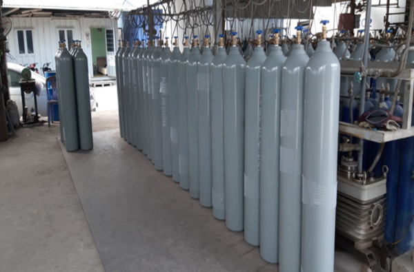 Đổi nạp bơm khí Oxy Nitơ Argon Co2 tại Bình Dương